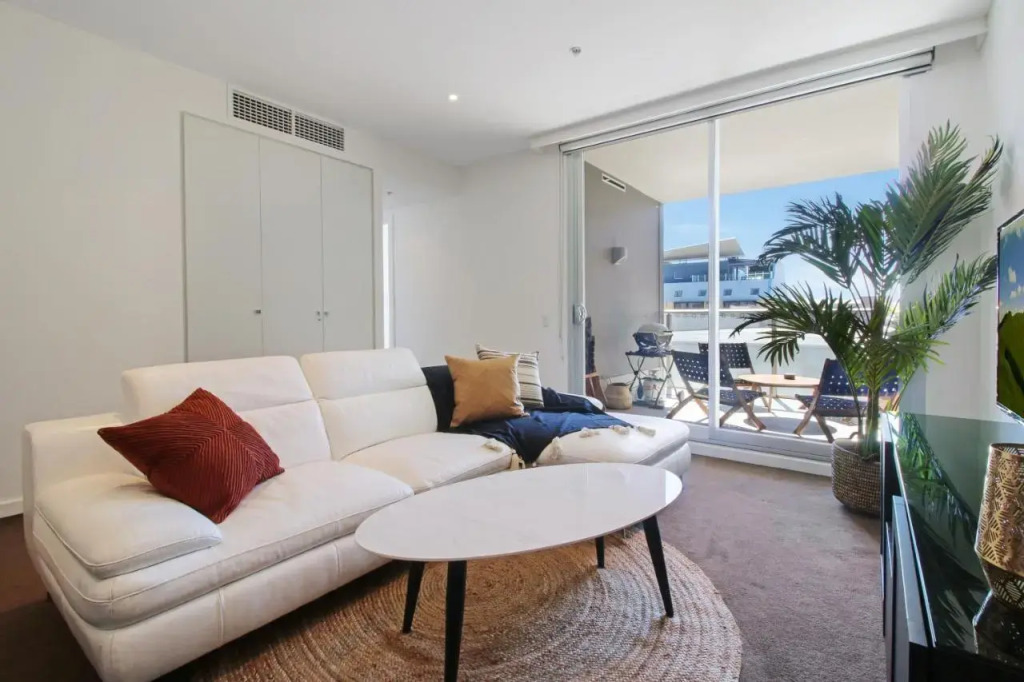★Lux 2BR on Hindmarsh SQ★