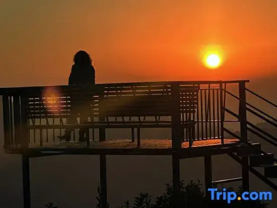 Zhangjiajie Valley Love Original Ecological Hotel