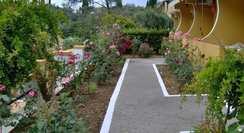 Aphrodite Studios & Pool