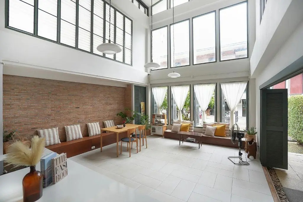 MONET HOME 5BR house near Airport and Nimman