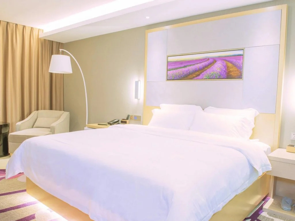 Lavande Hotel Zhuhai Aviation New Town airport