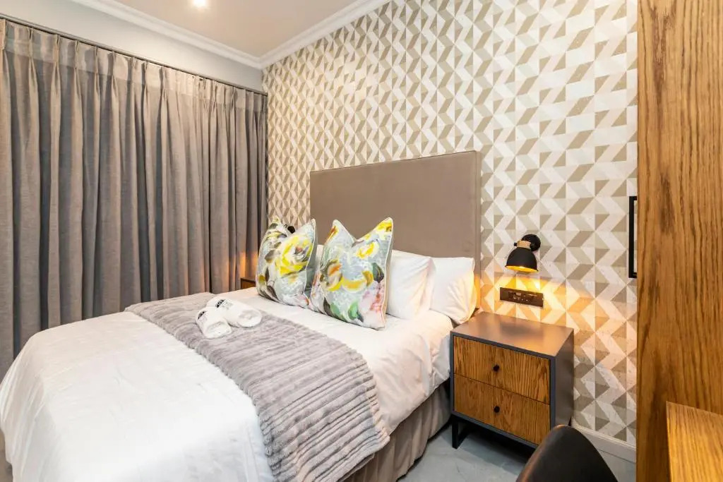 5th On Preston Guest House