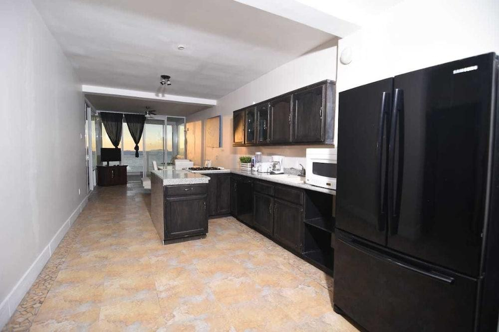 Oceanfront Serenity in Gated Community near Rosarito