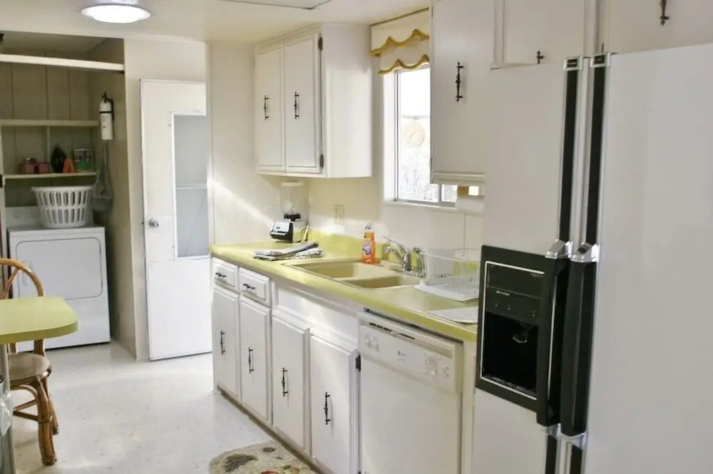 Roadrunner Club 76 - 2 Br Home