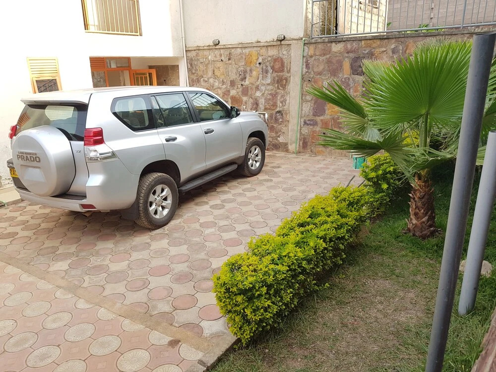 Iwacu Guesthouse