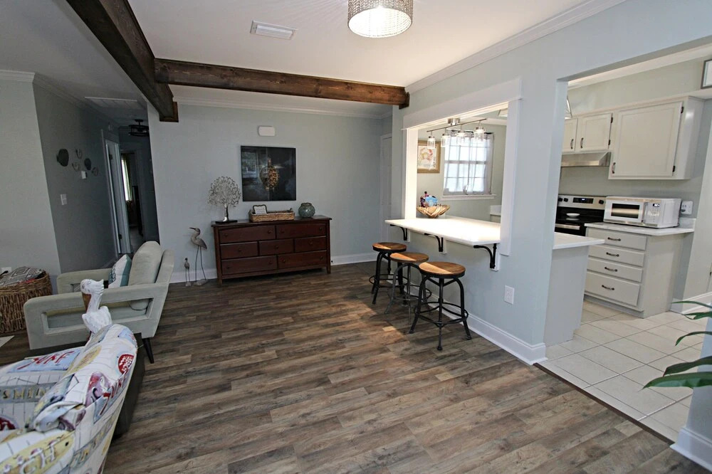 The Peaceful One 3 Bedroom Home by Redawning