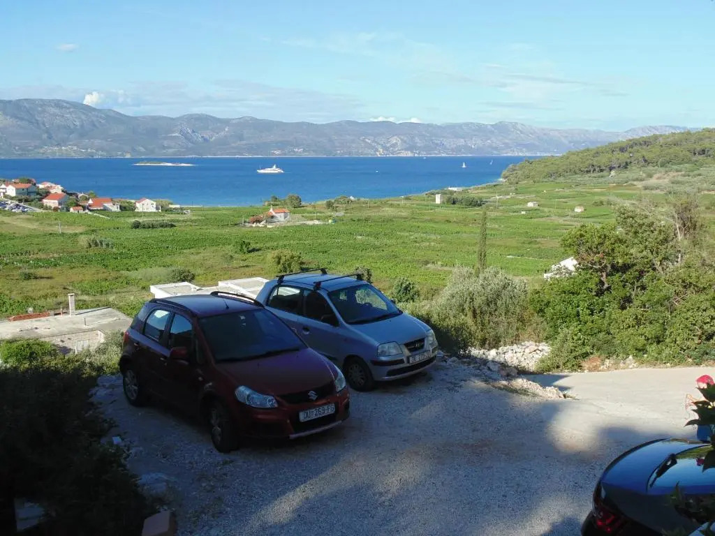 VILLA Apartments Mate Cebalo