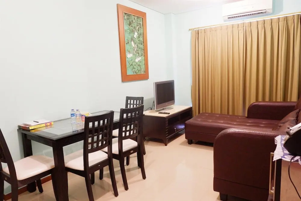 Best Price 2BR Thamrin Residences Apartment in Strategic Area