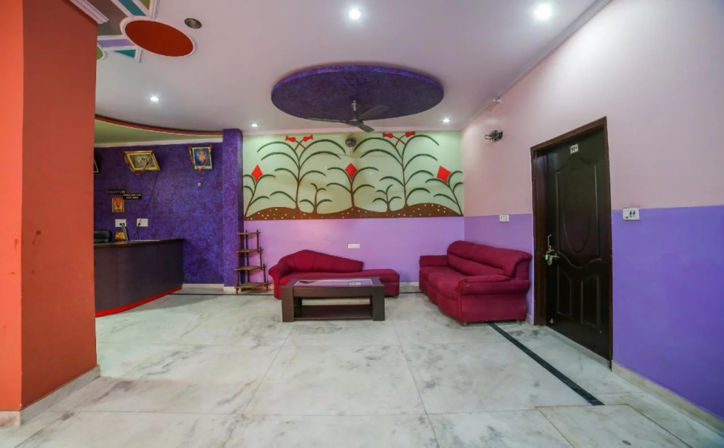 OYO 22941 Hotel D Square
