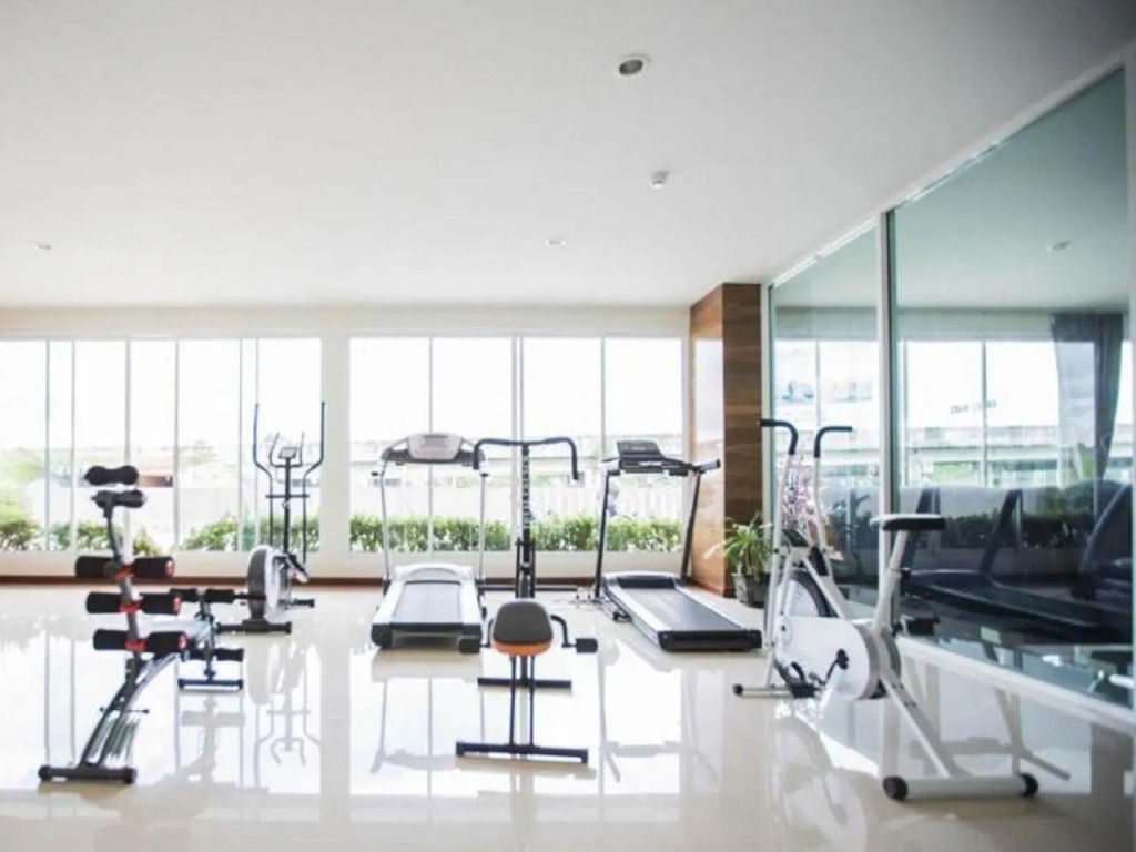 Bay Hotel Srinakarin