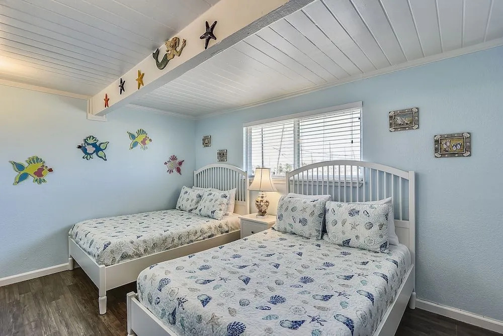 Beachfront Charm - 3 Br Home