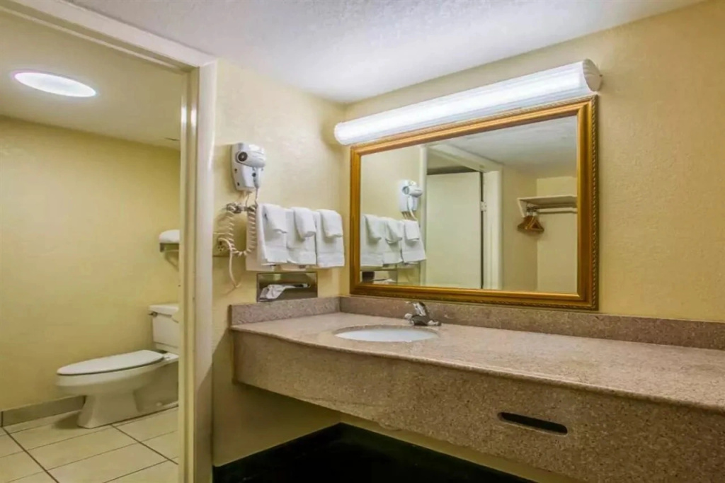 Quality Inn Northeast