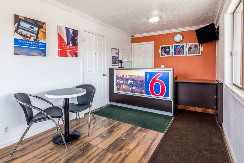 Motel 6 Tremonton, UT