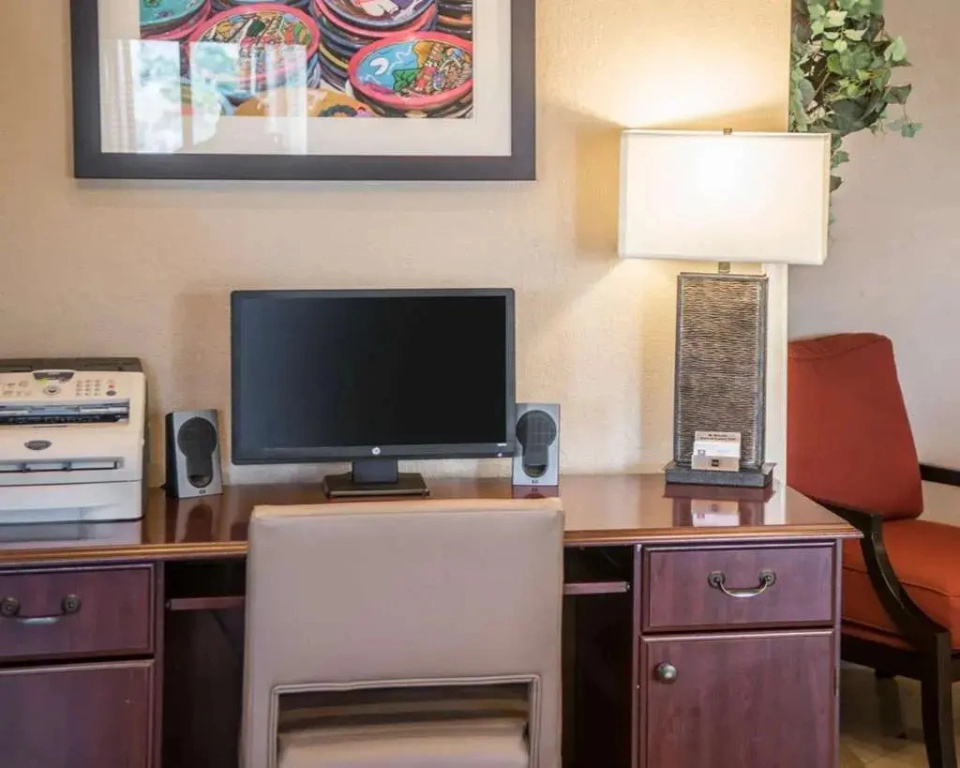 Comfort Inn