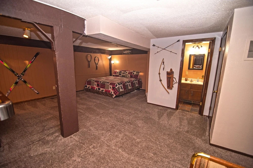 Huge Ruidoso W/ Game Room, Pool, 2 Balconies, 2 Kitchens - Sleeps 17! 6 Bedroom Condo by RedAwning