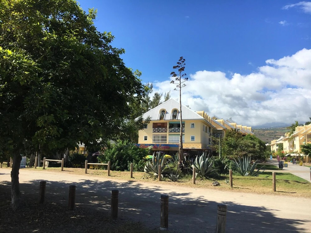 Studio in St Paul , with Wonderful Mountain View, Furnished Garden And Wifi