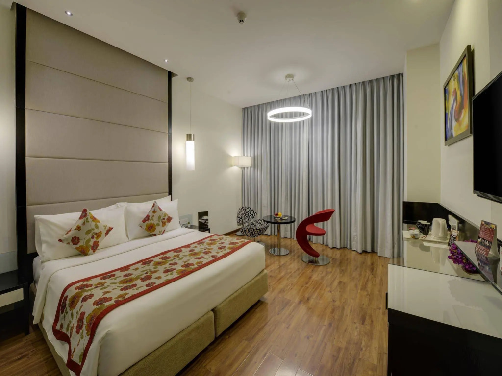 E Hotel