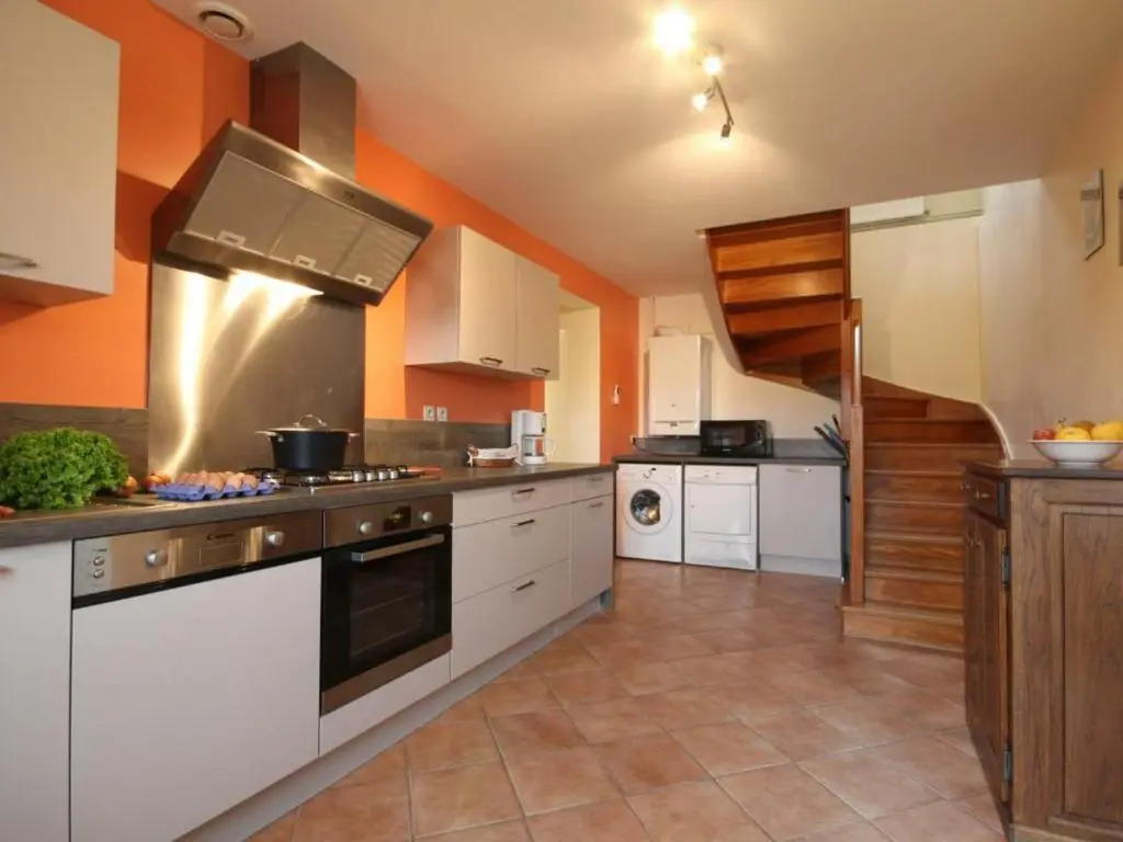 Grande maison au calme avec animaux acceptés - FR-1-497-109
