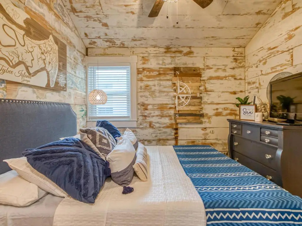 Latitude Adjustment Main House