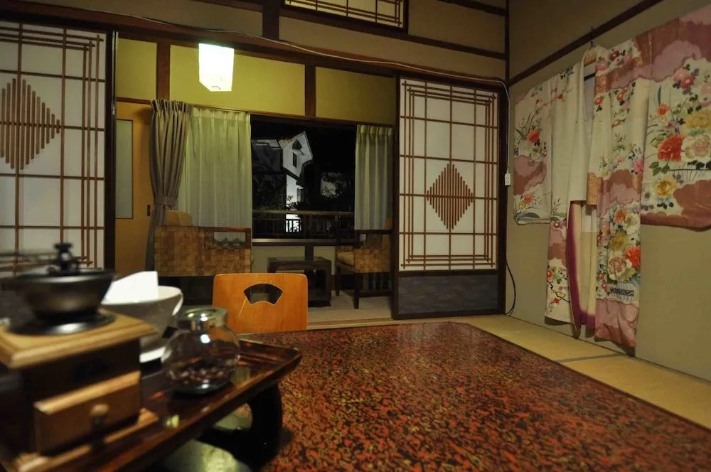 Kutsurogi no Yado Yukiya