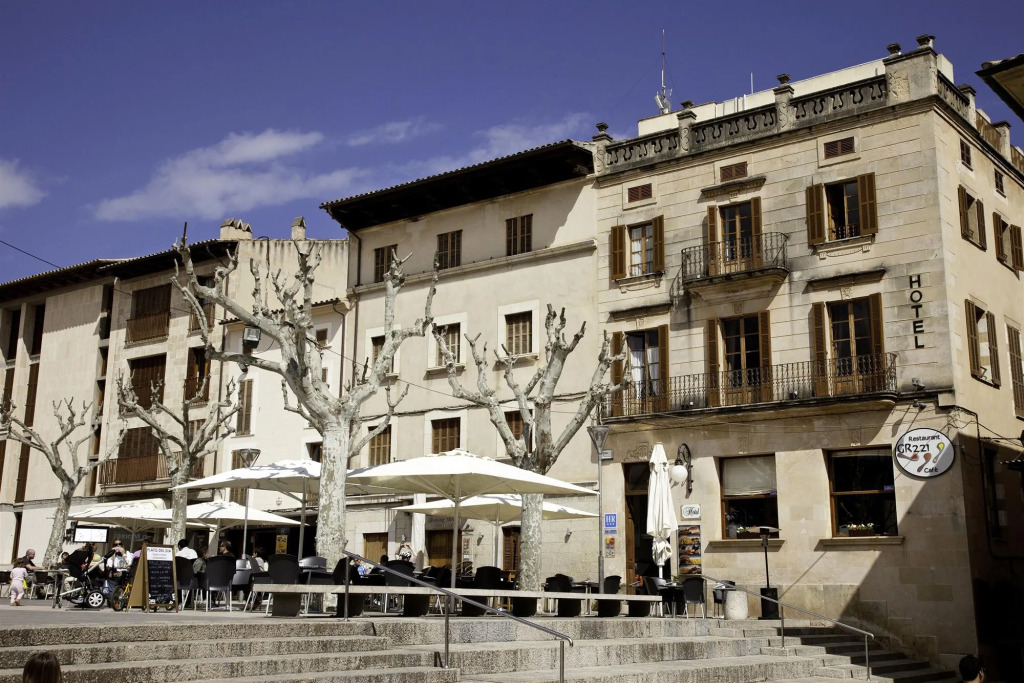 Juma Historic Hotel