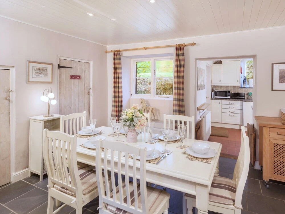 2 Bittadon Cottages