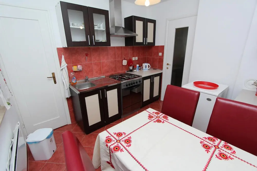 Apartment Dina