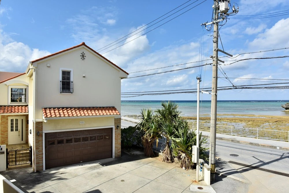 Maeda biru house I II