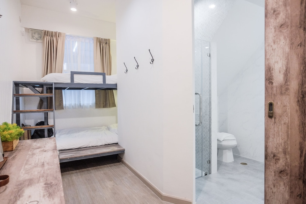 Hide and Seek Boutique Hometel