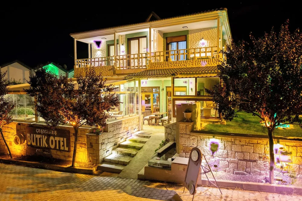 Çeşmekeş Hotel