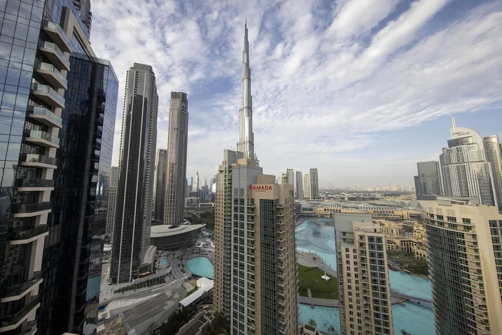 Fountain View Signature Residence With Terrace 135 SQM