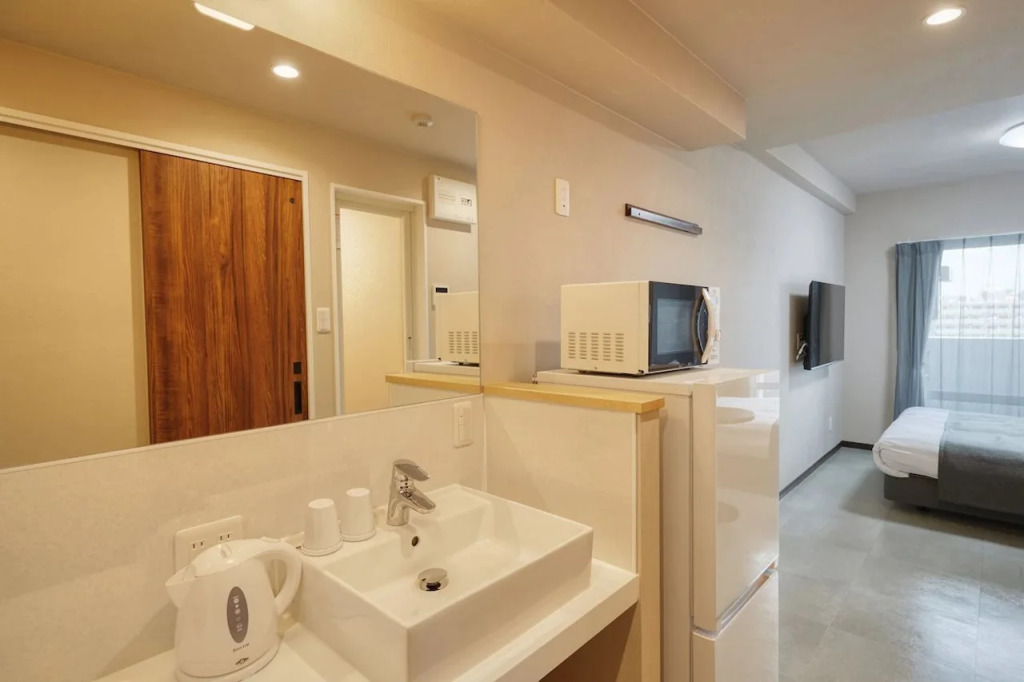 New Normal Hotel in MATSUYAMA ニューノーマルホテルイン松山