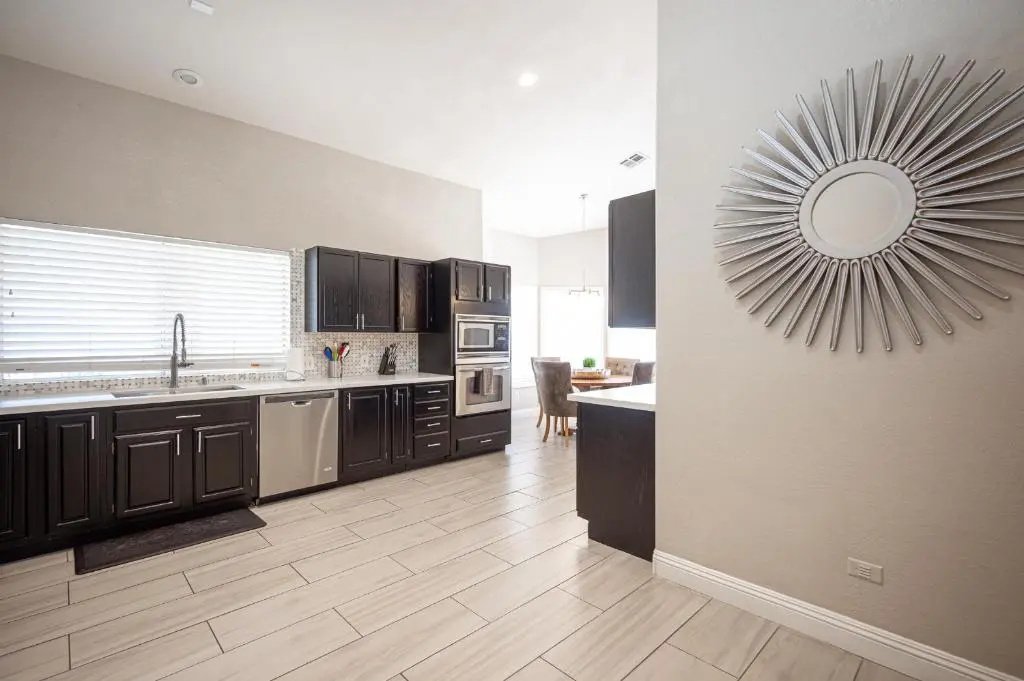 Luxury Home Near Las Vegas Strip and Airport.