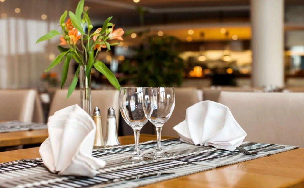 Elite Hotel Marina Plaza