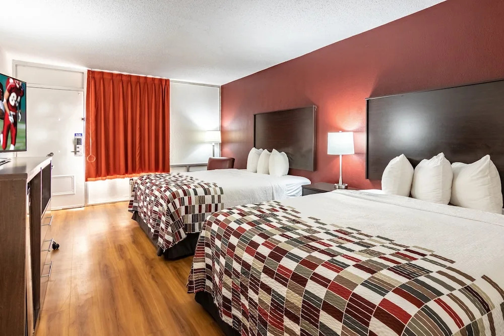 Holiday Inn Forsyth-I-75 (Exit 186)