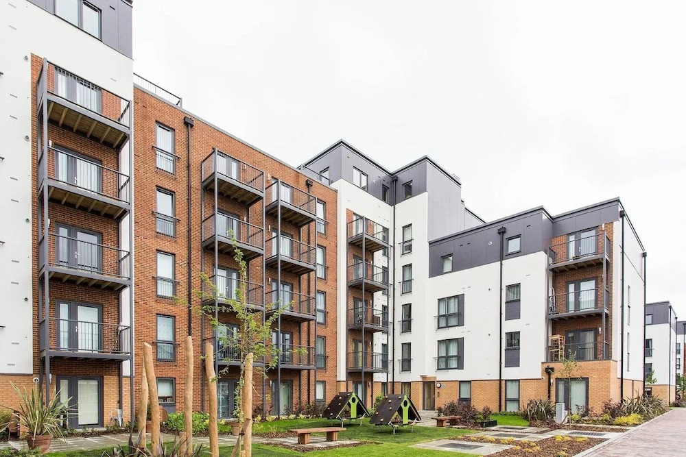 Newly apt for 6 in Greenwich/by Westcombe Park st