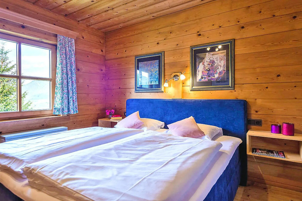 In Eben Im Pongau With 2 Bedrooms And 1 Bathrooms