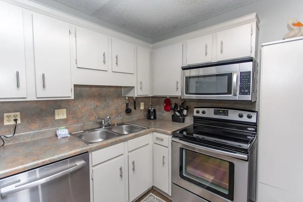 Royal Garden Resort 1114 2 Bedroom Condo by RedAwning