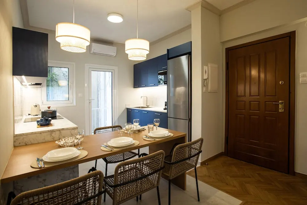 Digital Nomad Friendly Apt in Athens