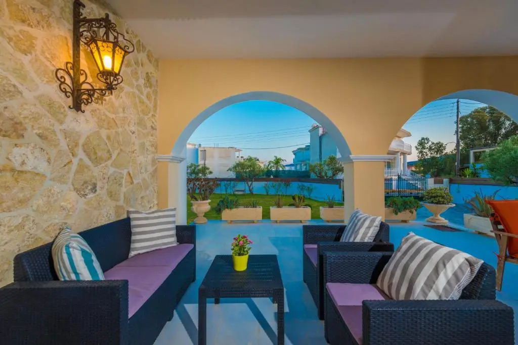 Elenis Family Villa