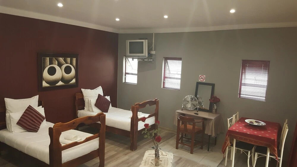 120 At Klerck Guest House