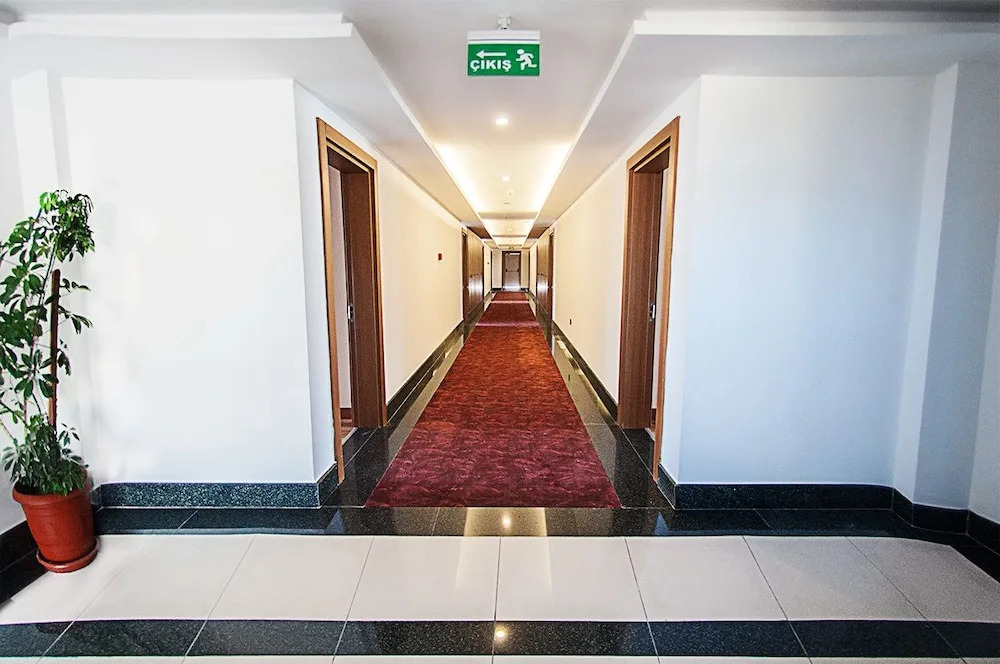 Alptekin Otel