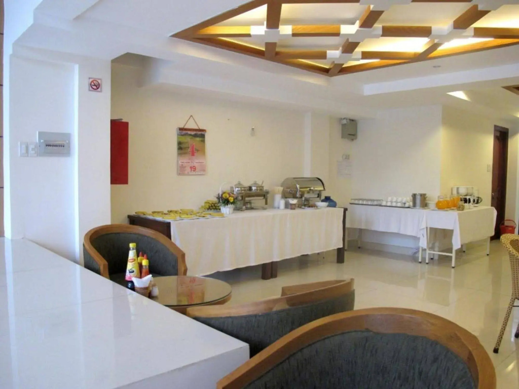 Bizu Hotel II