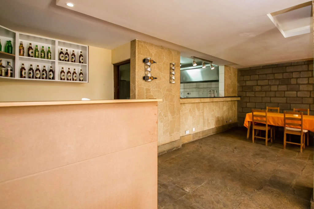Kates Hotel & Residence