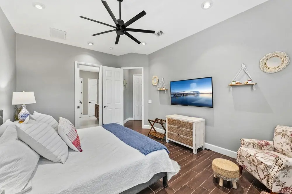 131 Seminole Ln