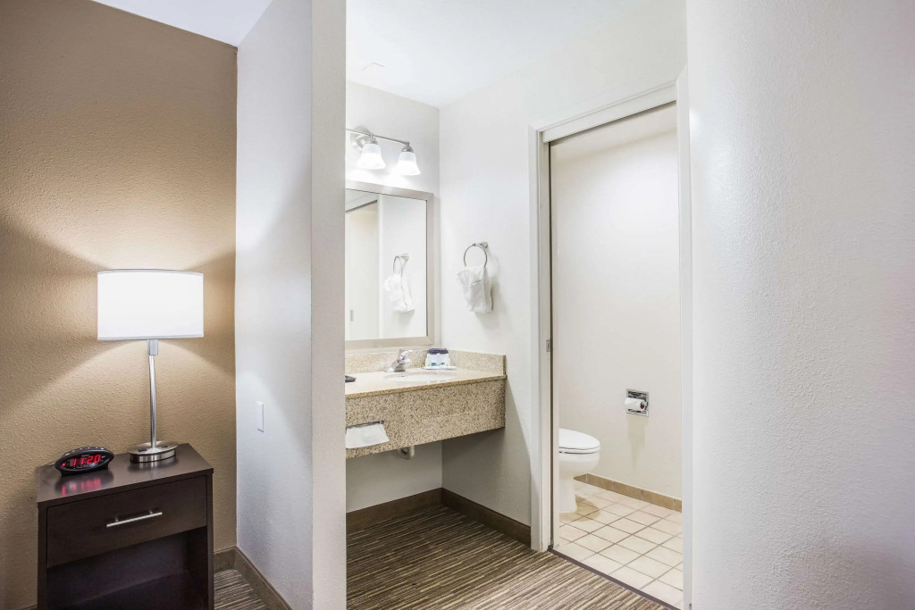 Quality Inn & Suites Meridian - West Boise