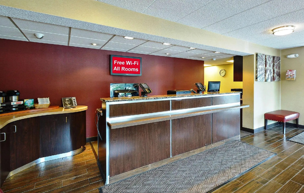 Red Roof Inn Louisville Expo Airport