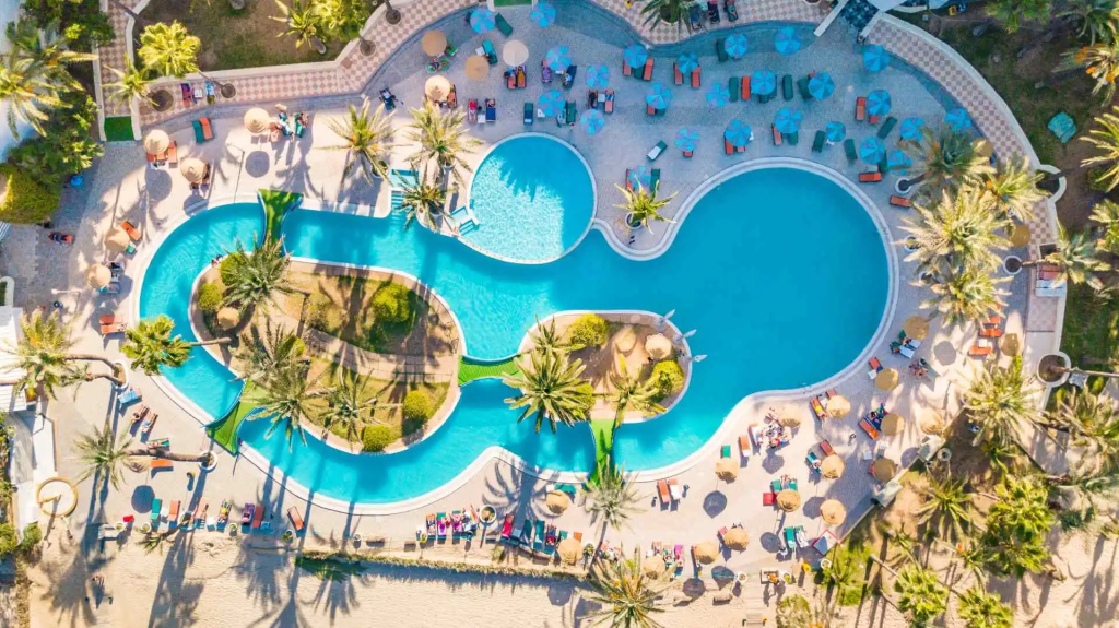 Курортный отель Riadh Palms Resort & Spa