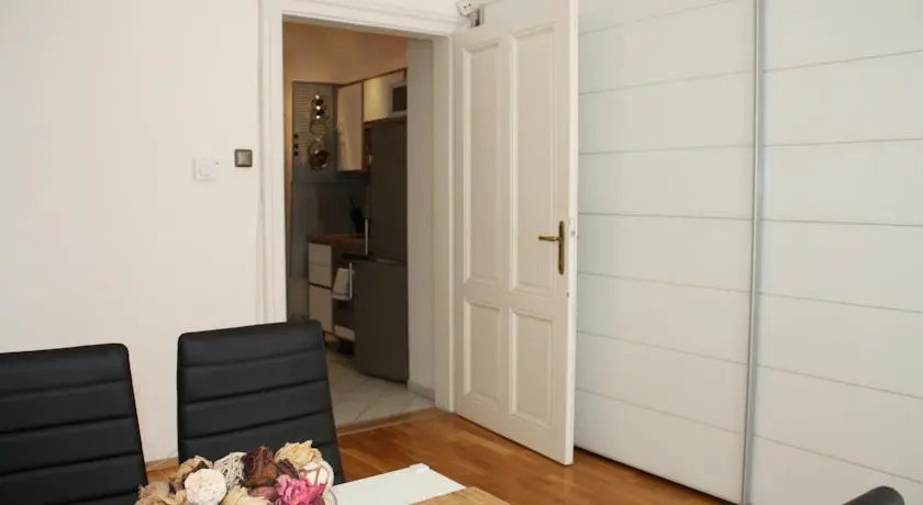 Small Cosy Studio