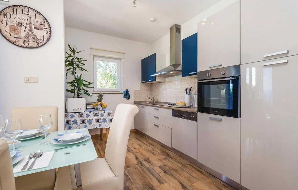 Stunning Home in Rijeka With Wifi and 2 Bedrooms